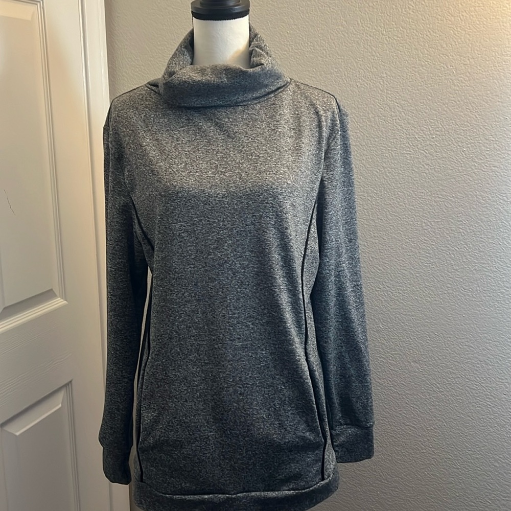 Sobo Sports pullover turtleneck activewear top